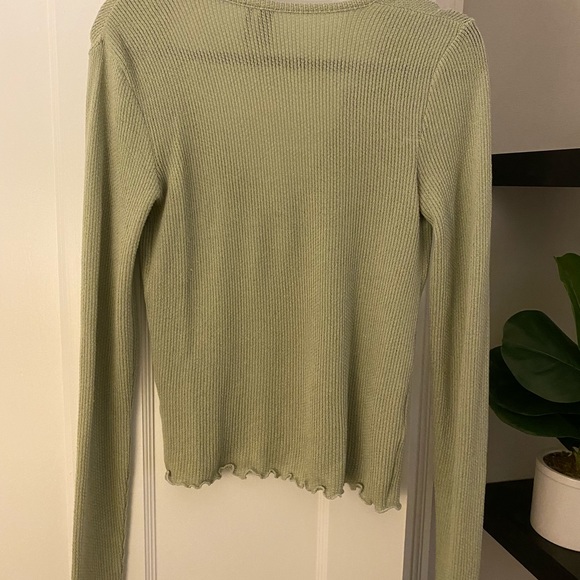 Medium Green Urban Outfitters Long Sleeve V-Neck Knit Top - Picture 5 of 5